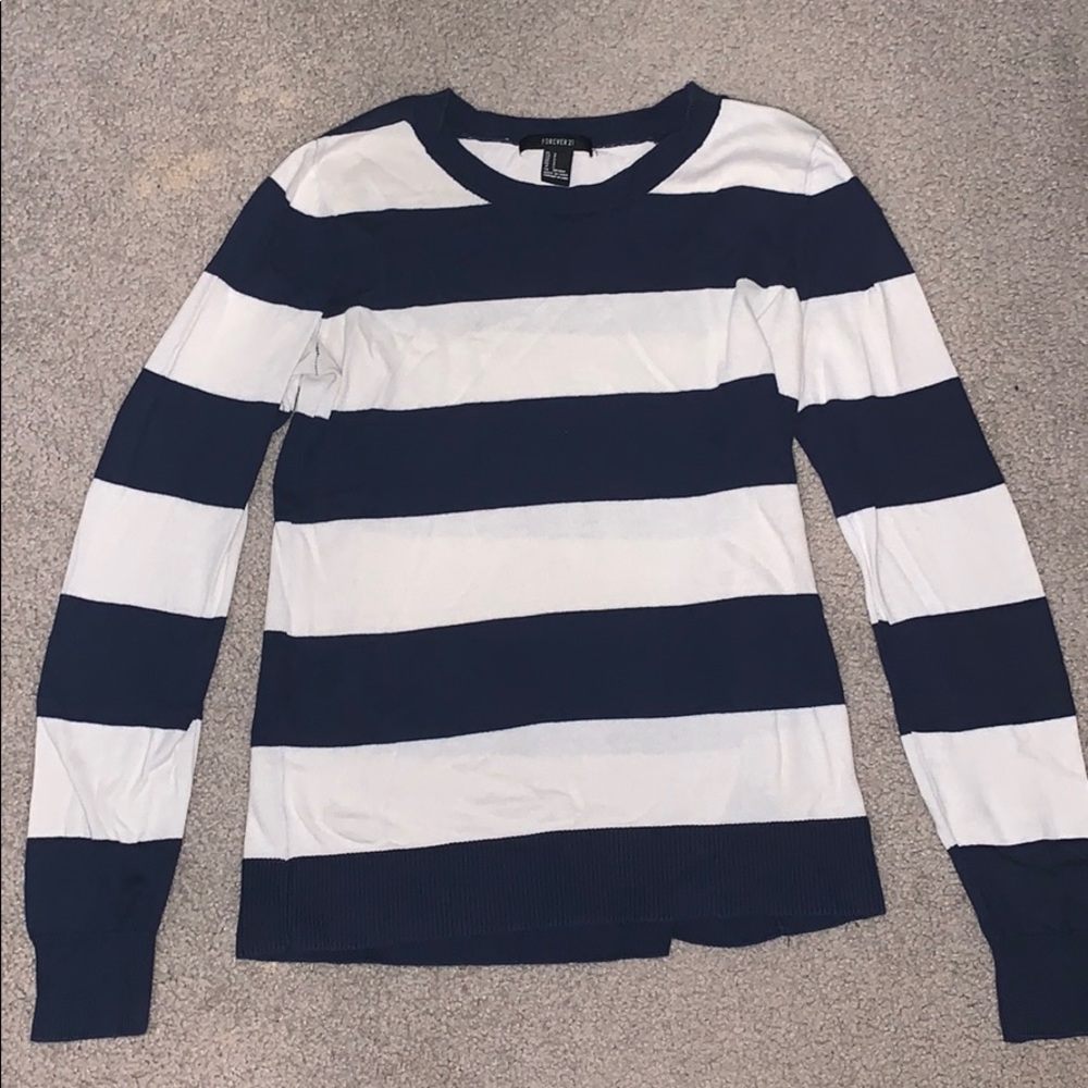 Old Navy sweater